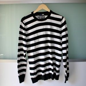 Omega Men's Sweater - M